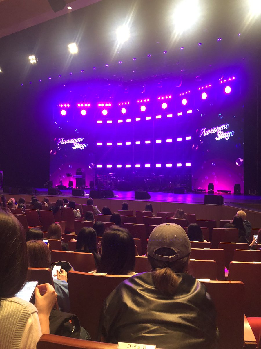 미노까지 있어서 좋았다😭💙
비너👏🏻✨

울컥🥹
어쩜 비노래가 이리 많나요🫶🏻🤣