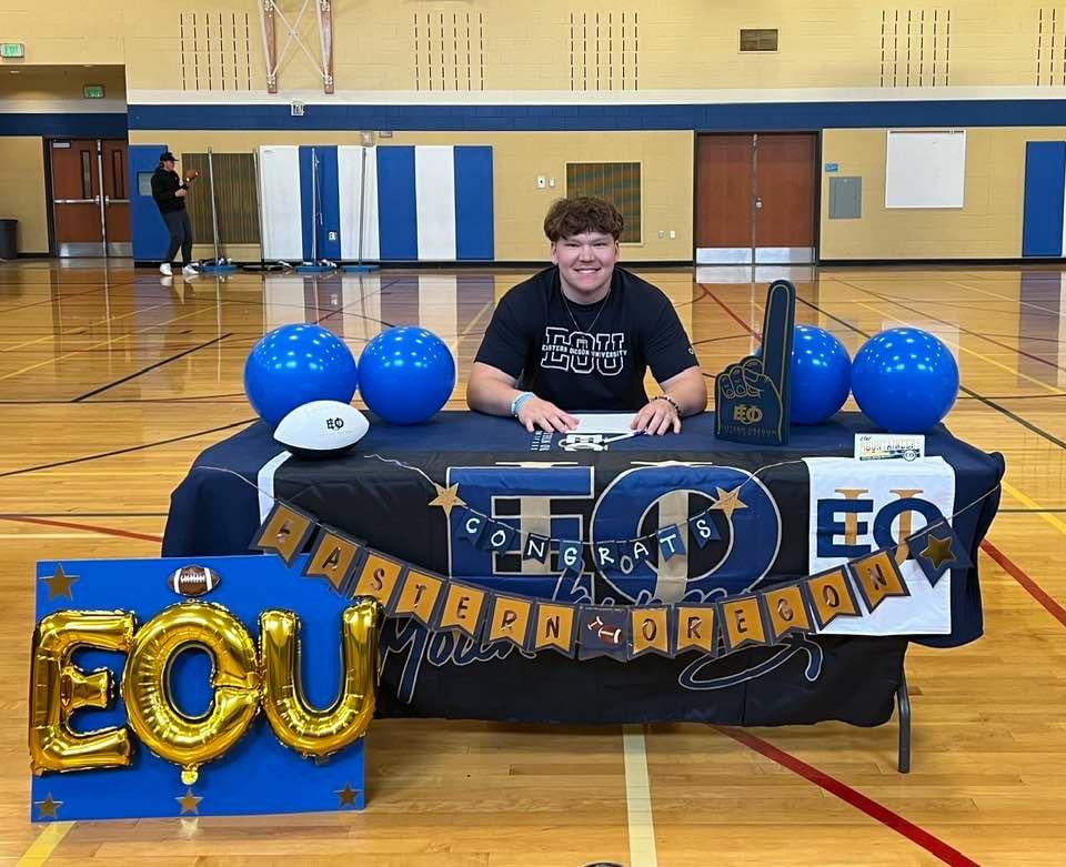 Great signing day yesterday! Can’t wait to join <a href="/EouFootball/">EOU Football</a> in august!