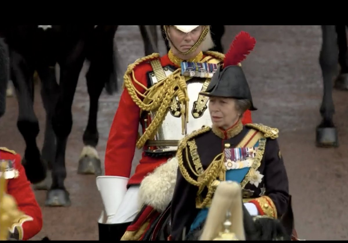 JillKerby's tweet photo. …now the procession to Buckingham Palace is over #GoAnne is expected to be seen any moment tearing off to Day 3 of the Badminton Horse Trials…😜☘️ #Coronation https://t.co/Nk3x9HTVW1