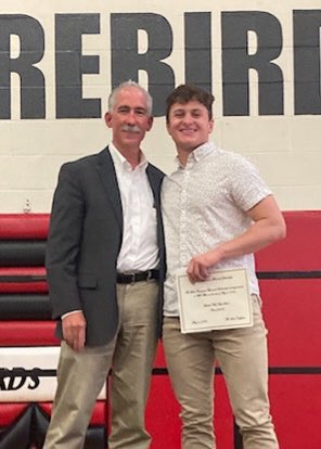 LW_Boosters's tweet photo. The Lakota West Boosters would like to Congratulate the Winners of this year's Steve Cummins Scholarship awards for $1500, 
Morgan Stevens and Will Allen. 

Best of luck in your acedemic careers as you move on to new challenges! 

And As Always, Go Firebirds! https://t.co/kcJ7iaeqXz
