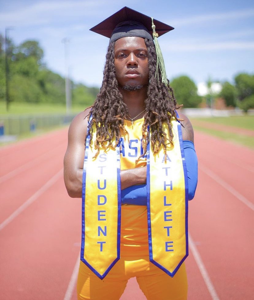 ASUTFXC's tweet image. Congratulations to our graduates on today! Job well done fellas…we are all so proud of you. 

Stephon Williams - Health &amp;amp; Human Performance 
Tyler Douglas - Health &amp;amp; Human Performance 
Demetrius Carson - Criminal Justice