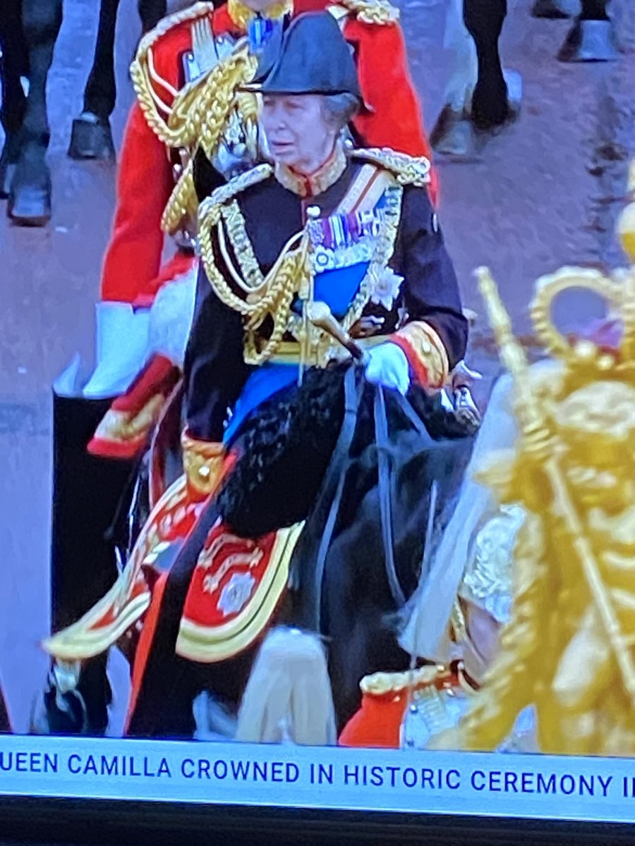 jacquirudd's tweet photo. @ellenmfanning She is incredible!
#GoldStickinWaiting
#Coronation https://t.co/jao6mbC5u4