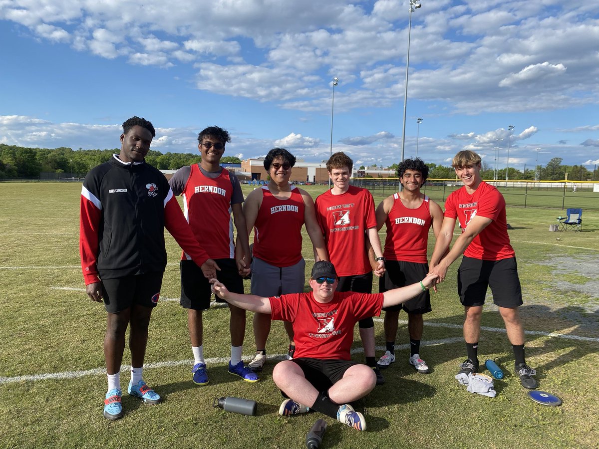 herndonsports's tweet photo. Congratulations  to Luke Jacobs - 2nd place in shot put at Parkview HS Twilight Invite.  Keshav Nair makes the finals in shot and discus. Go Hornet Throwers! https://t.co/1DVYwiesem