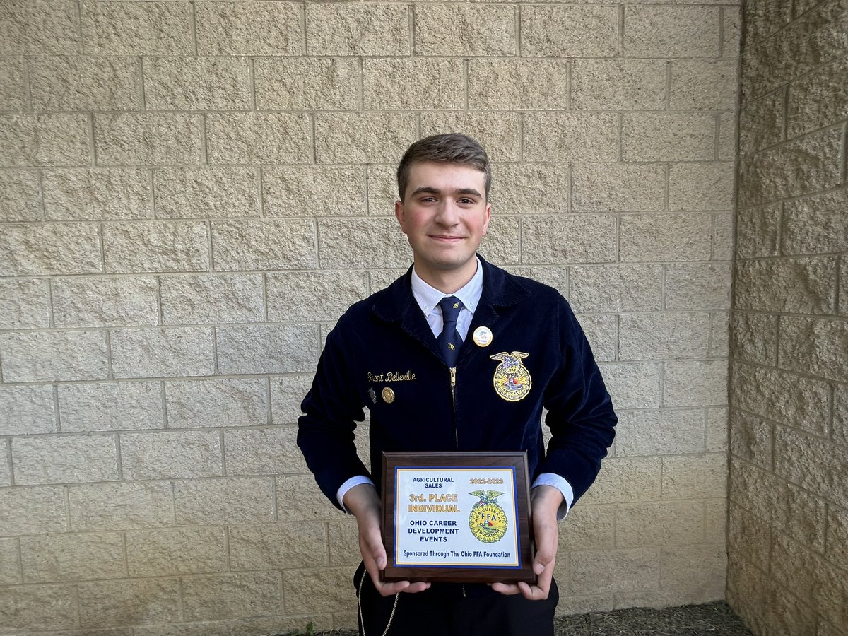 OtsegoFFA's tweet photo. That is wrap on the 95th Ohio State FFA Convention. New goals are set, time to make a plan to achieve. A new record attendance at convention over 9,300 members and guests, that is a sea of blue jackets! 💙 #OtsegoKnights @pentacareerctr https://t.co/SbZTg4T4AT