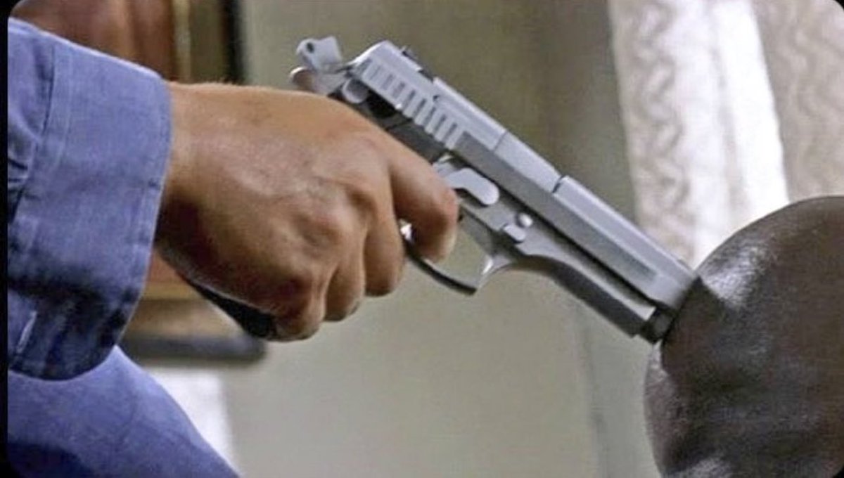 MrBanks💰 tweet media