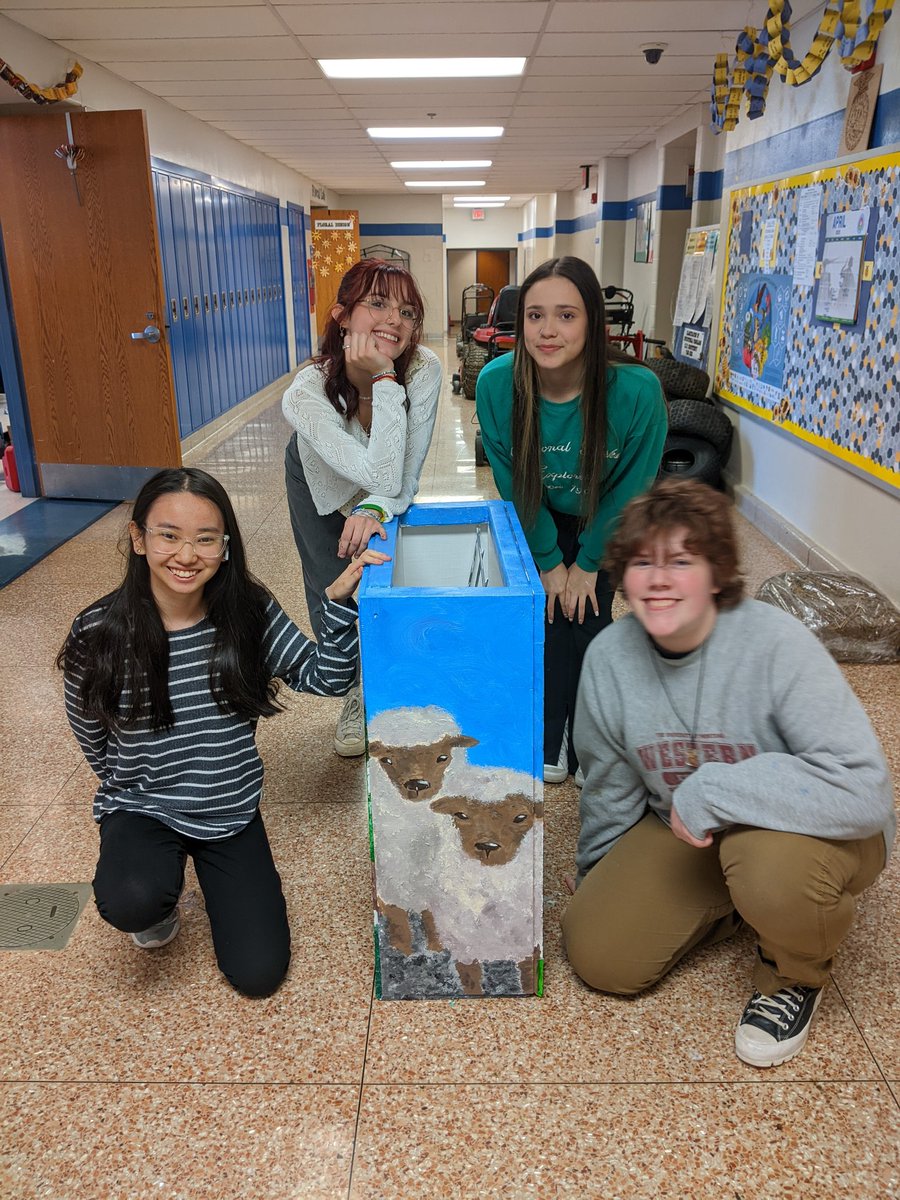 Our Horticulture class / Trinity FFA worked very hard on this "Running of the Wools" feeder contest. PLEASE VOTE!  I am so proud of you!  Vote today and tomorrow.  The votes will be tabulated Monday morning. <a href="/TRINITY_MLUCAS/">Dr. Michael Lucas</a> <a href="/thstrinitypride/">Trinity High School</a> <a href="/DonaldSnoke/">Donald Snoke</a>