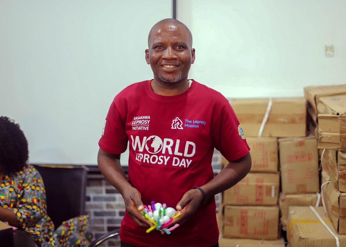 TLM_Nigeria's tweet image. ...using a box of various craft supplies to produce some wonderful crafty creations. Let's continue to prioritize mental health and well-being not just this month, but every day.  #mentalhealthawarenessmonth #farinciki