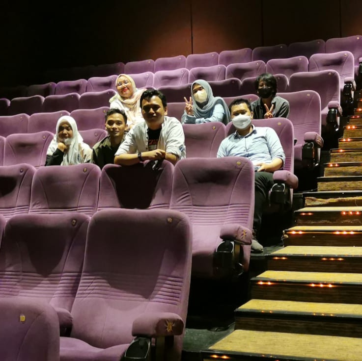 Terima kasih buat para peserta nobar #EvilDeadRise di Jakarta - Bandung - Yogyakarta.

Sampai ketemu di nobar-nobar selanjutnyaaa 🥰