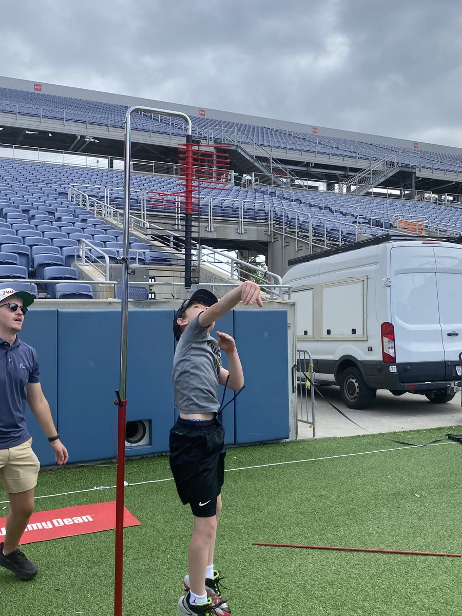 At #APDOrlando having fun! David nailing a 17” vertical!!!!