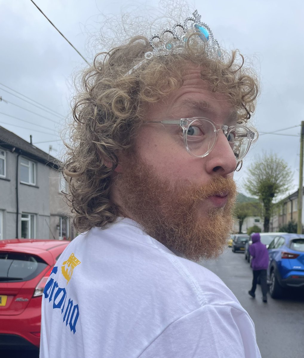 Post you in your <a href="/CrysauTi/">Crysau Ti</a> gear to win £20 voucher. Funniest/edgiest wins #nidfymrenin #nidfymrenini #notmyking #annibyniaeth #slayqueen #yass