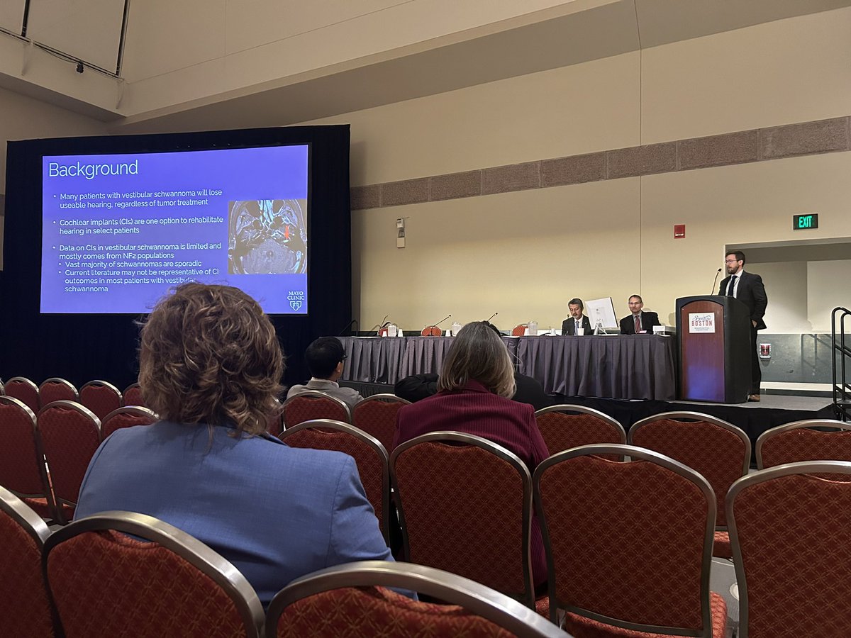 Great presentation on #cochlearimplants in #NF2 and sporadic #vestibularschwannoma by our exceptional fellow Jim Dornhoffer at #COSM2023 💪🏼