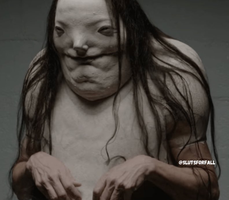 slutsforfall's tweet photo. I asked AI for a pic of your mom &amp; this is what I got: https://t.co/YcMkpzZKLA