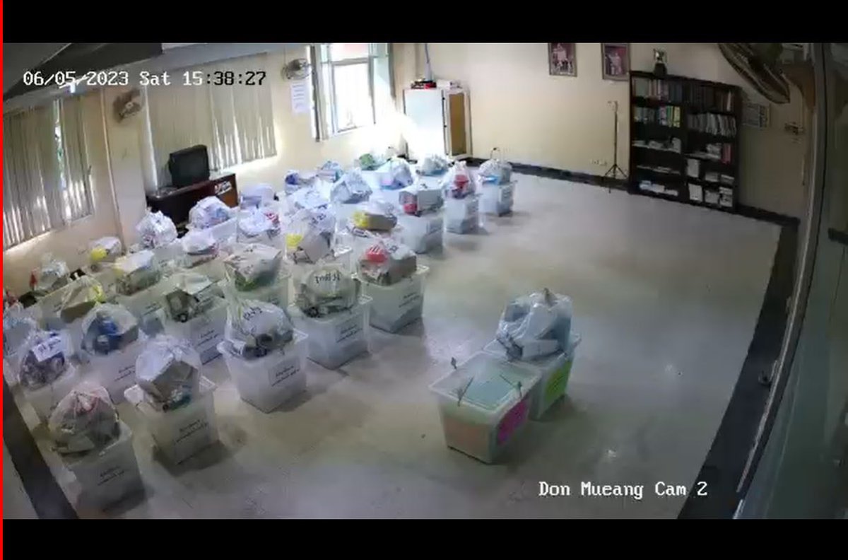 iLawClub #เขียนรัฐธรรมนูญใหม่ tweet media