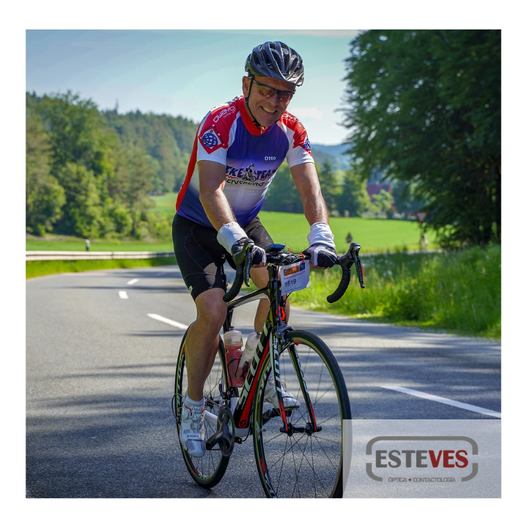OpticaEsteves's tweet photo. Para los amantes del deporte, ofrecemos anteojos de sol deportivos y resistentes a impactos. ¡Encuentra el anteojo perfecto en Óptica Esteves, Godoy Cruz! 

#Optica #GafasDeSol #EstiloYVision #TendenciasOpticas #TecnologiaOptica #Moda #Mendoza https://t.co/BLARFxDXbo
