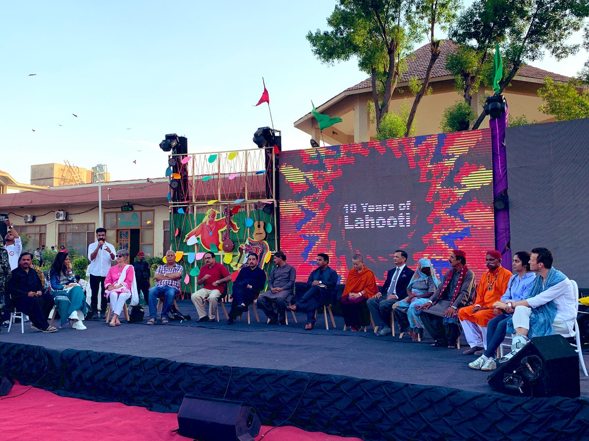 aamirsamjad's tweet photo. Much awaited @LahootiMelo 2023 edition begins in #Hyderabad @FNFPakistan is proudly partnering Lahooti for bringing insightful discussions & music.
Lahooti is completing #10ayearsoflahooti of its amazing journey this year.
Stay tune …
#CelebratingIndus #LahootiMelo2023 https://t.co/KZ8BIzrX0u