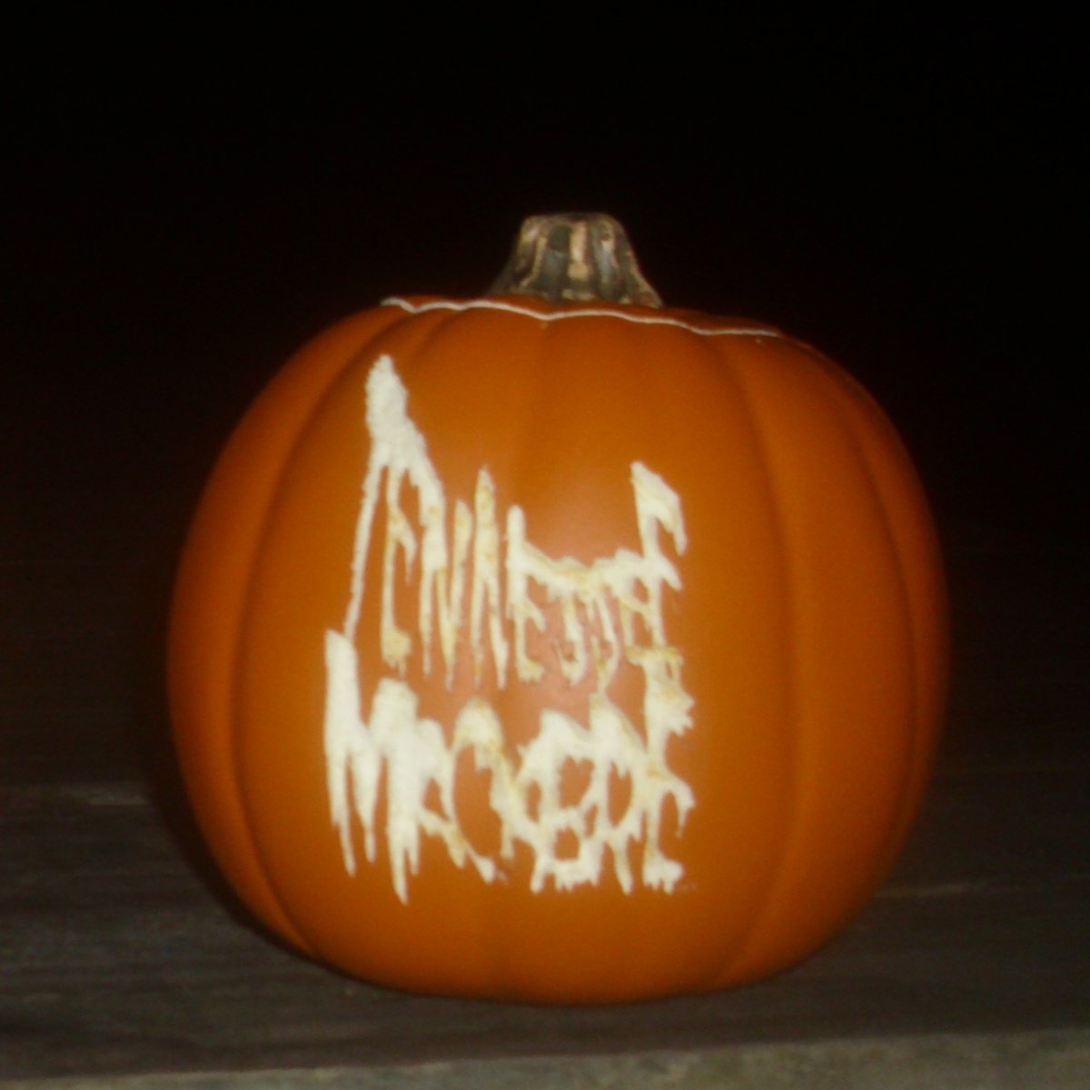 TennesseeMacab1's tweet photo. Some wonderful Pumpkin carvings by Teddy Whittenbarger. #TinglerTelevision #tennesseehorror #tennesseemacabre https://t.co/rlKzmao8E5
