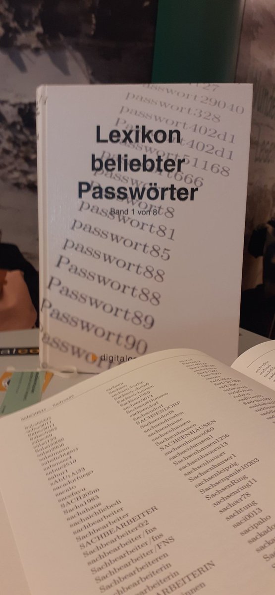 digital_genial's tweet photo. Immer wieder ein Fest, wenn Leute ihr eigenes Passwort darin finden. Natürlich doof, aber besser könnte man nicht ins Gespräch kommen 😉 https://t.co/bR90zKkNfZ