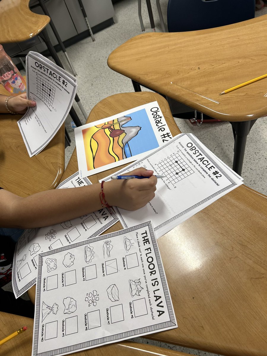 1KS4EDU's tweet photo. Itโs amazing what our kids will do when you add a twist to their learning! #reviewweek #thefloorislava #caution #studentsatwork @DrWynneLaToya @FrancisES_AISD https://t.co/QX1YPeCXom
