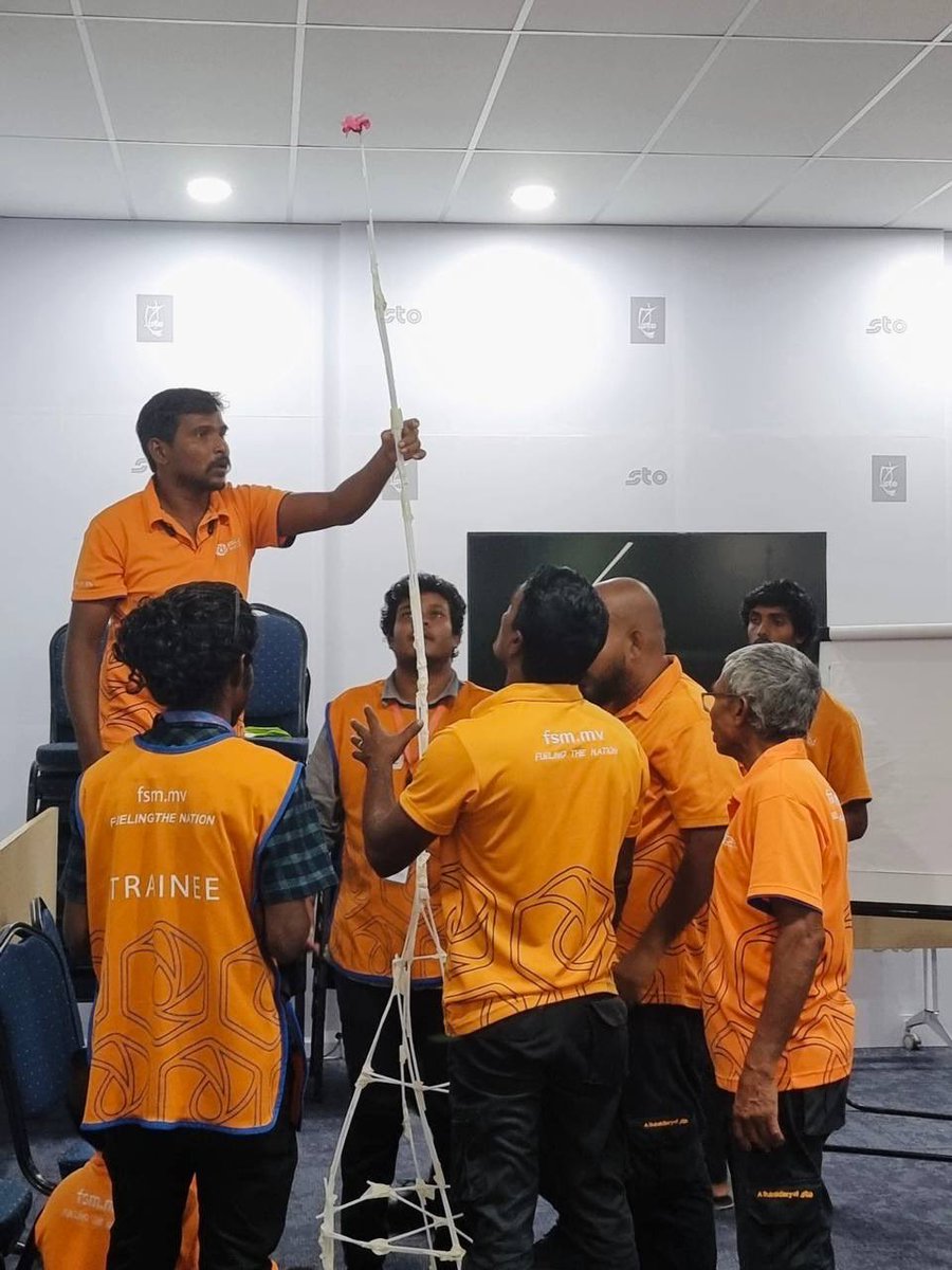 FuelSuppliesMv's tweet photo. Team Building training for our Fuel outlet and Bowser staffs.
#teamfsm https://t.co/wKzhFzaioy