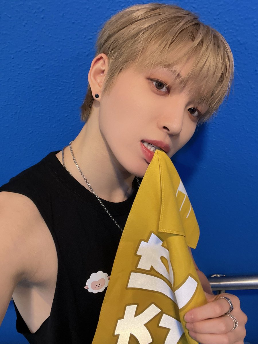 DKB_BRAVE's tweet photo. 💛💛오늘의 앵콜 보너스💛💛

#다크비 #DKB #GK #희찬 #룬
#피크타임 #PEAKTIME #YOURTIME https://t.co/9PIF1oKbw7