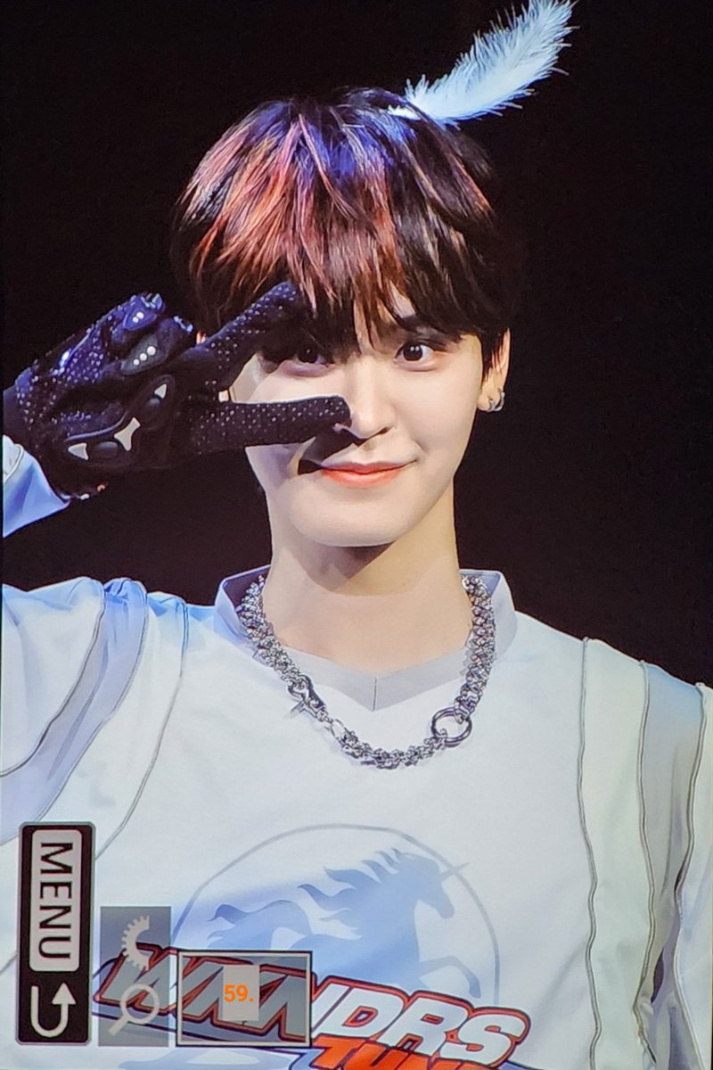 mayninth59's tweet photo. 230506 귀여운포즈 >>> 멋있는포즈..(?) #템페스트 #태래 #TEMPEST #TAERAE @TPST__official @TPST_twt https://t.co/RV5LGdJZnT