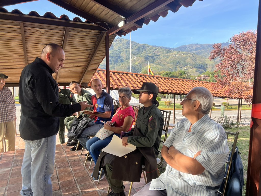 IPSFAespatria's tweet image. 🚨| Continua la Gran Jornada de Atención Social en la sucursal IPSFA Mérida, brindando atención de calidad y eficiencia en los servicios de la gran familia militar.
¡Estamos en el @CZ_Merida22 🇻🇪!
#FelizSabado #IPSFA #FANB #MERIDA