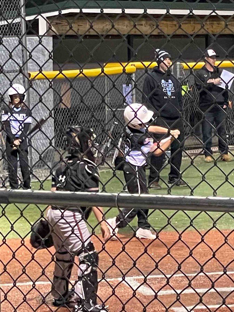 SVIronmenBall's tweet photo. We are excited to see the 10U Shenango Valley Ironmen hit the field this weekend.  This team continues to improve each week and has some of our organizations most talented players.  We all will be watching as this group makes their run come Sunday!  #SVIronmen https://t.co/jVkcPMmbKn
