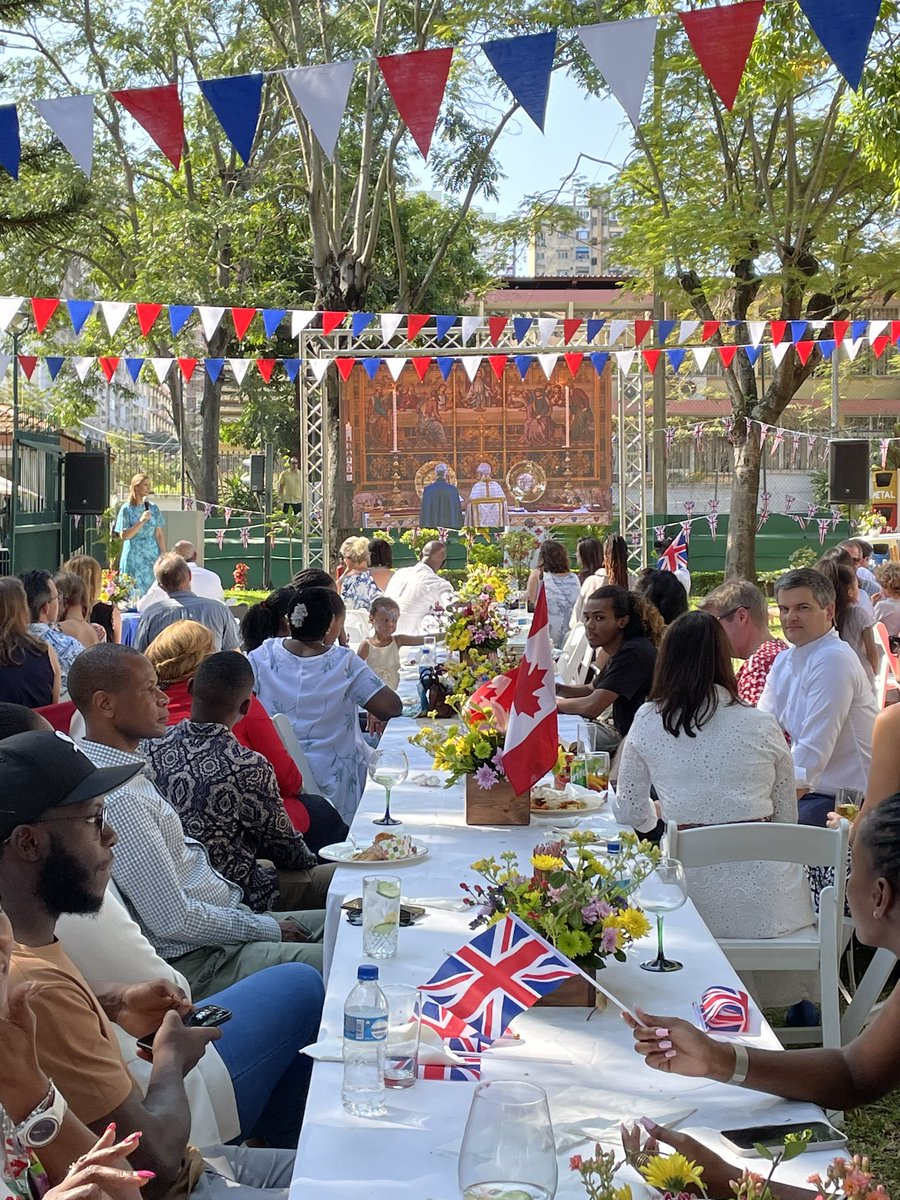 CanHCMozambique's tweet photo. Wonderful celebration for todays #Coronation in Maputo with thanks to @UKinMozambique for including Canada, as a Commonwealth Real, and other Commonwealth partners in Mozambique for the historial event - we even played some hockey and had a bake off! #estamosjuntos https://t.co/CsTnQWQJxO