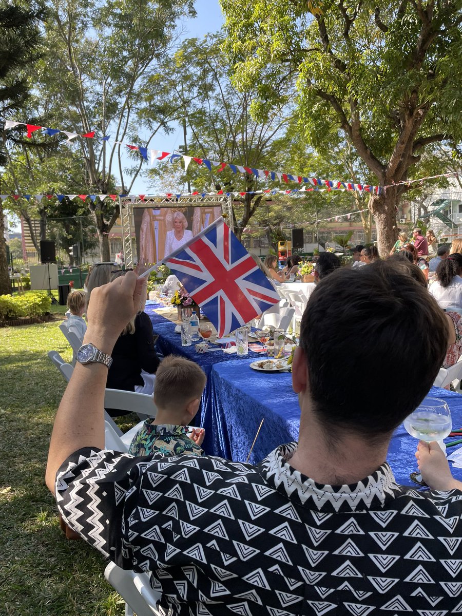 CanHCMozambique's tweet photo. Wonderful celebration for todays #Coronation in Maputo with thanks to @UKinMozambique for including Canada, as a Commonwealth Real, and other Commonwealth partners in Mozambique for the historial event - we even played some hockey and had a bake off! #estamosjuntos https://t.co/CsTnQWQJxO