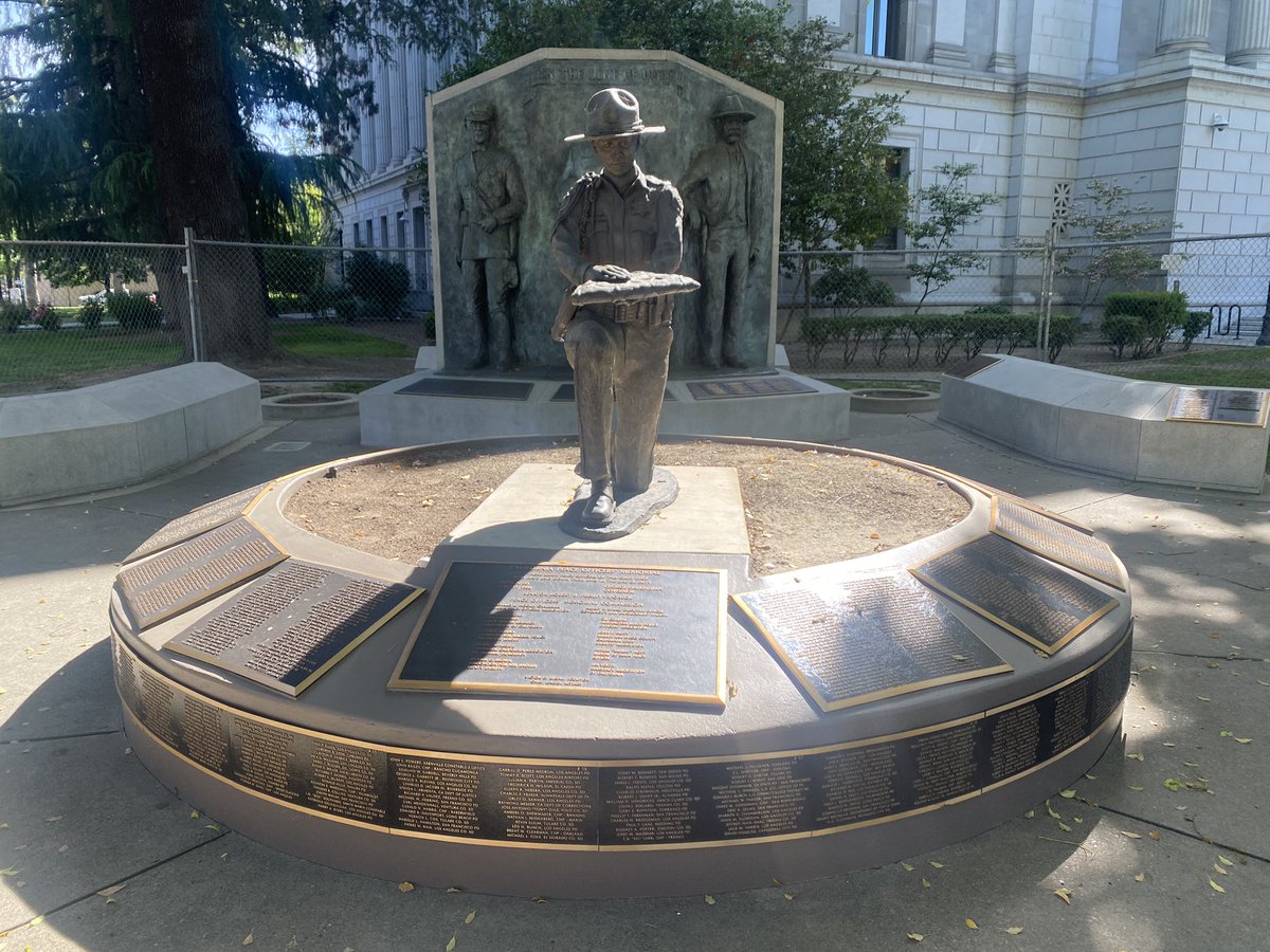 MidpenRangerPOA's tweet photo. (1 of 2)47 years ago today, @CAStateParks Ranger Patricia Scully lost her life while on duty patrolling Highway 1 just north of San Gregorio.

Part of Hwy 1 has been dedicated to her along with her name on plaque 25 of @PORACalifornia’s peace officer memorial in Sacramento CA. https://t.co/zscmvZzcOy