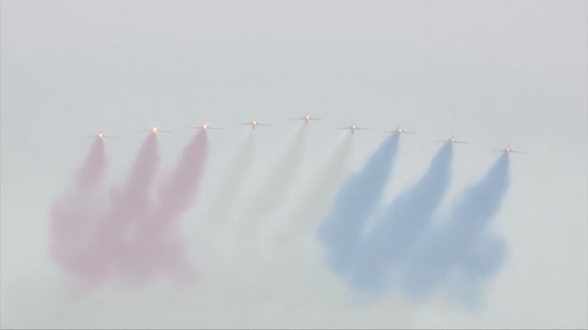 梅シャツ on Twitter "RT Modern and historic military aircraft perform a flypast in