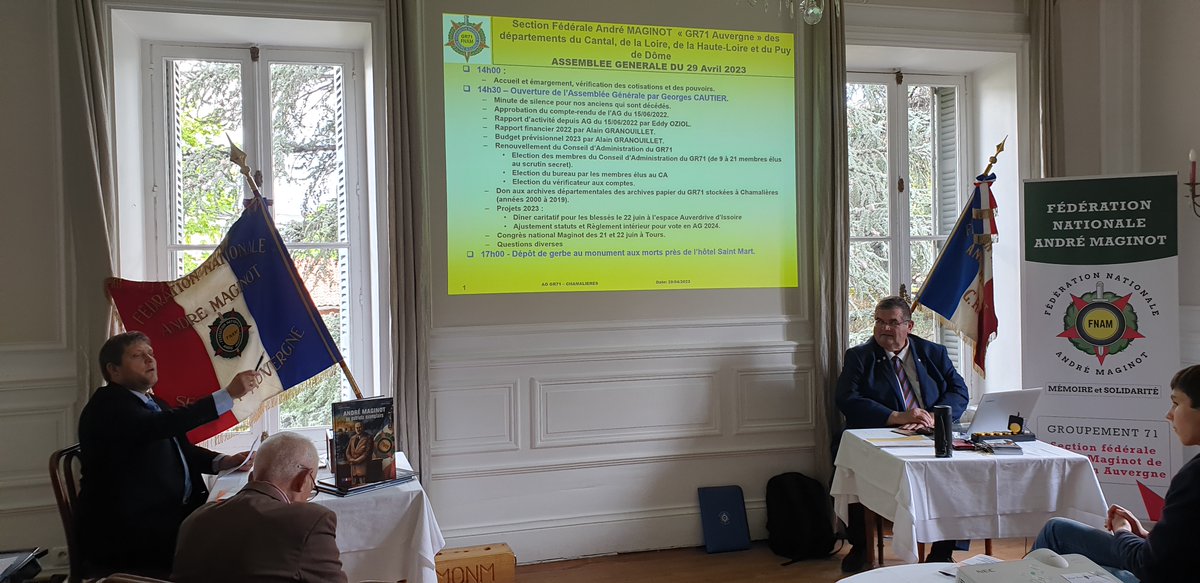 FNAMAuvergnGR71's tweet photo. Réunion Assemblée générale 2023 du GR71 en présence d'Andria, lycéen, 17 ans, porte-drapeau et de Gérard Lannusse 98 ans, ancien combattant de la 2e DB.
▶️Nouveau CA
▶️Plus de 20 établissements scolaires et CDSG subventionnés par #FNAM cette année
▶️Projets pour 2023 https://t.co/rQdwJELCt5