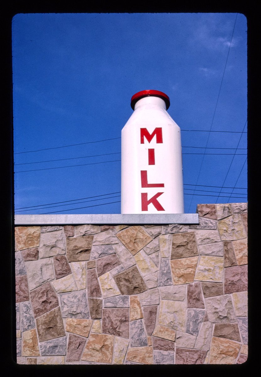 oldroadside's tweet photo. city dairy milk bottle, columbus avenue, bay city, michigan, 1988 https://t.co/tAeWClPaKs