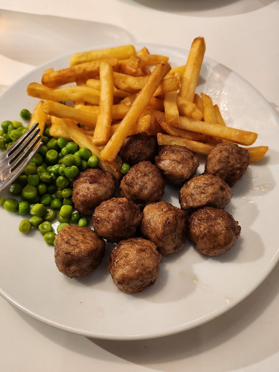 Run_Dolly_Run's tweet image. Where am I? #QuickQuiz