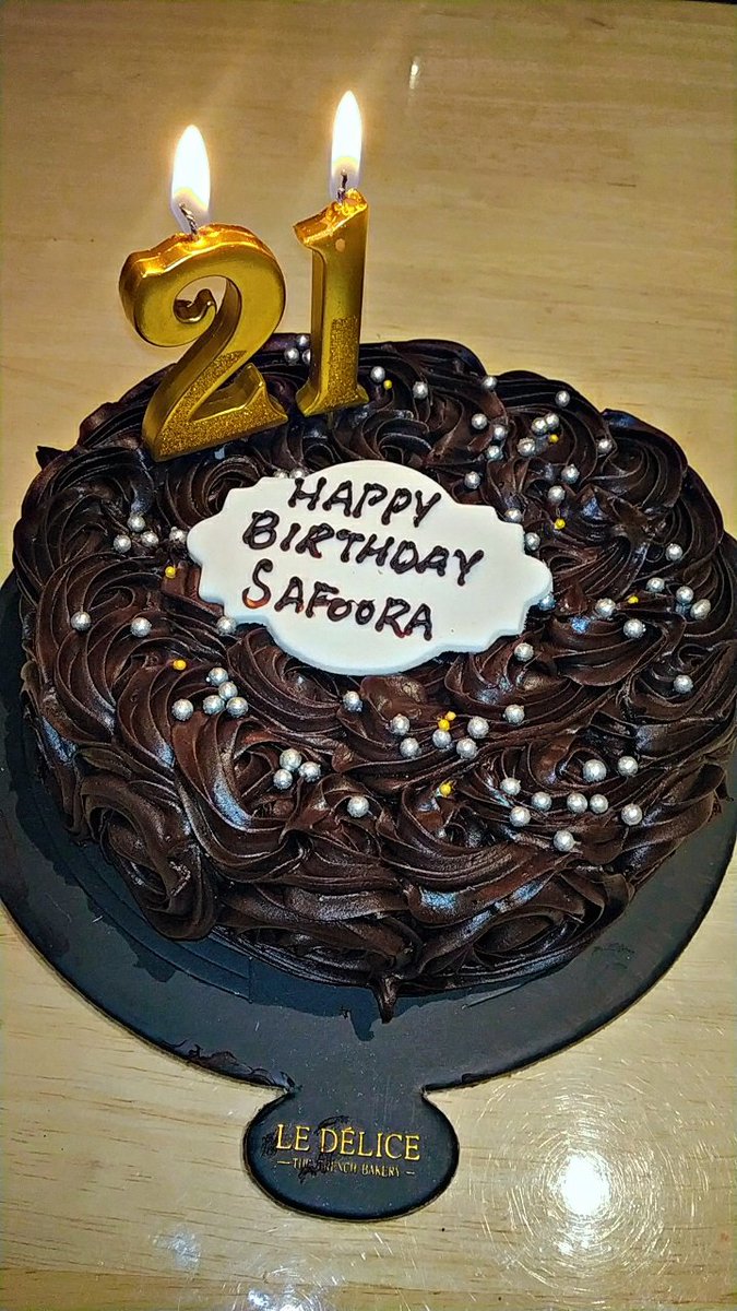 Safoora_hilal's tweet photo. Thankful for another year of love, laughter, and memories. 💕 #postbirthday #grateful #5May https://t.co/0labT3r1jd