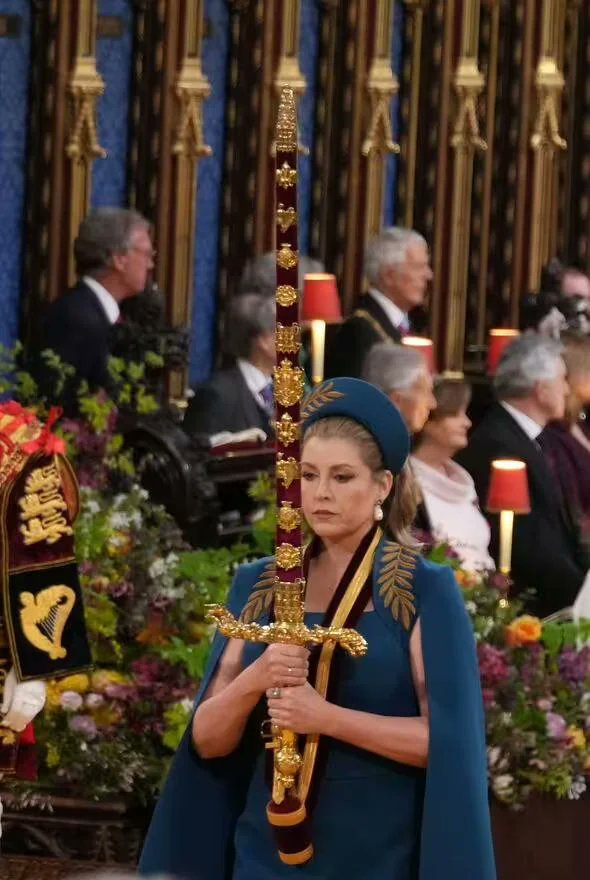 JoeTheGM's tweet photo. Strange women distributing swords is no basis for a system of government https://t.co/G44ZxzfkNH