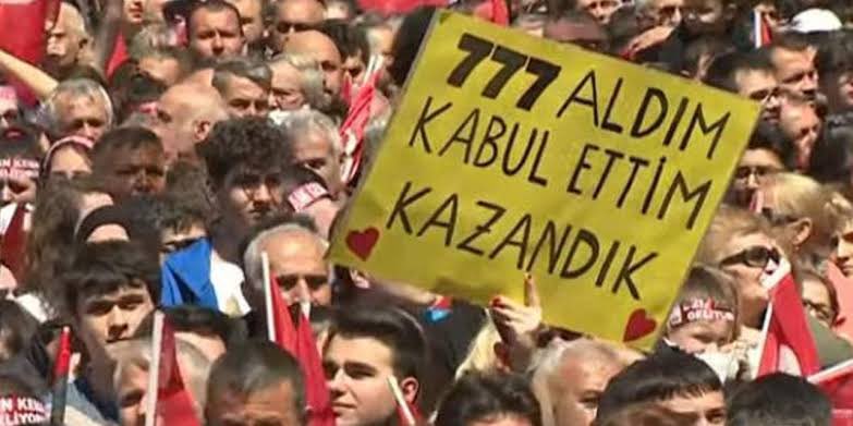 <a href="/nezamangidiyor/">nezamangidiyorlar</a>