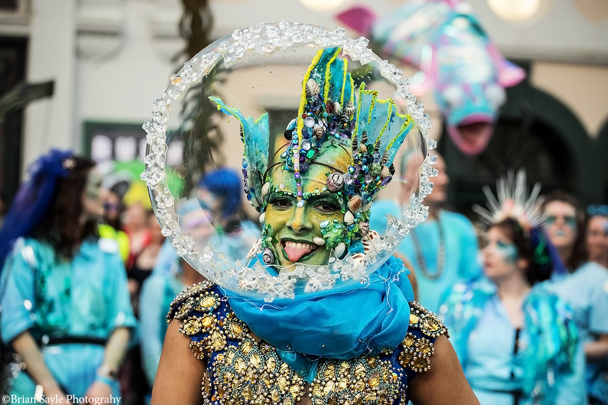 BrianSaylePhoto's tweet photo. Some more shots from Blue and Yellow Submarine Parade yesterday. A mix of culture from Liverpool and ukraine coming together for #eurofestival
#Eurovision2023 #Aquatopia #Katumba #Movema 
@CultureLPool @TheGuideLpool @YOLiverpool @angiesliverpool https://t.co/8sUkwxsoqh