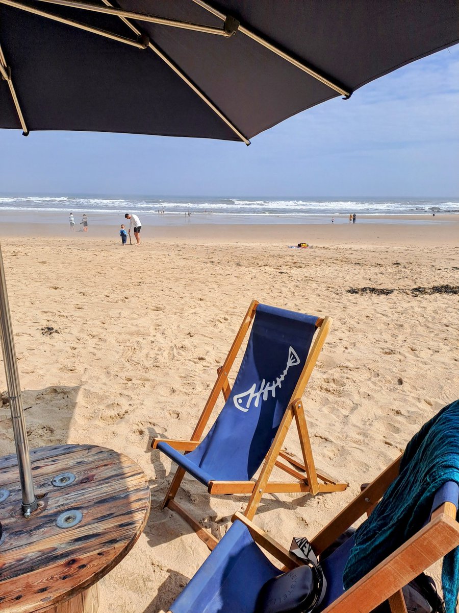 Helen Challis tweet media