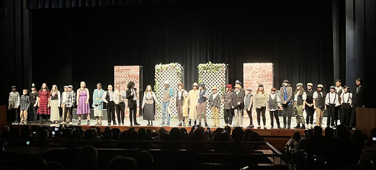 higginshawks's tweet photo. Congratulations to the HMS drama club on an outstanding opening night of Newsies, Jr…Brought the house down. Final performance tonight at 7. https://t.co/GtavP0yXKN