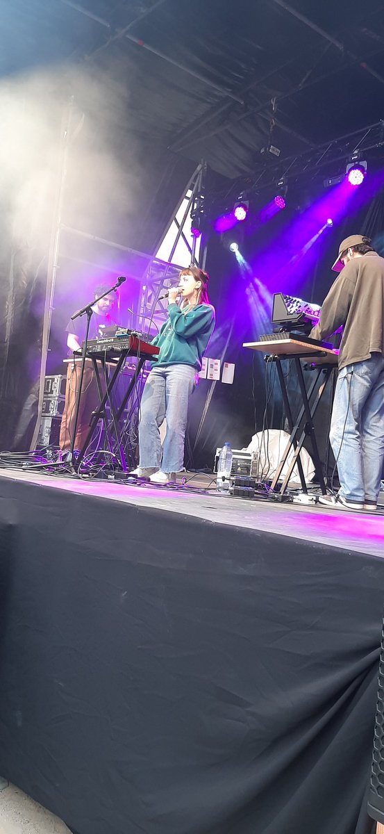 Llegado ya el momento de la separación 🎼🎵🎵😪😒😫
Ha sido 1 placer compartir este rato con vosotros. 
Despedimos edición para este año con 1 nudo en la garganta y la satisfacción del deber bien hecho. <a href="/CultiusCultural/">Cultius Culturals</a> 
La vida es lo que pasa entre FIM y FIM 
Os trobem a faltar