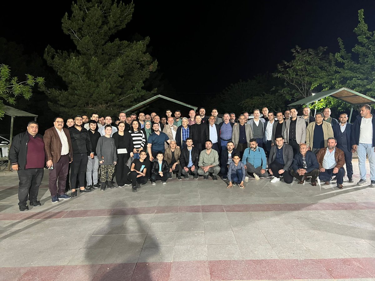 Siirt'teki akrabalarımla akşam yemeğinde  bir araya geldik.
