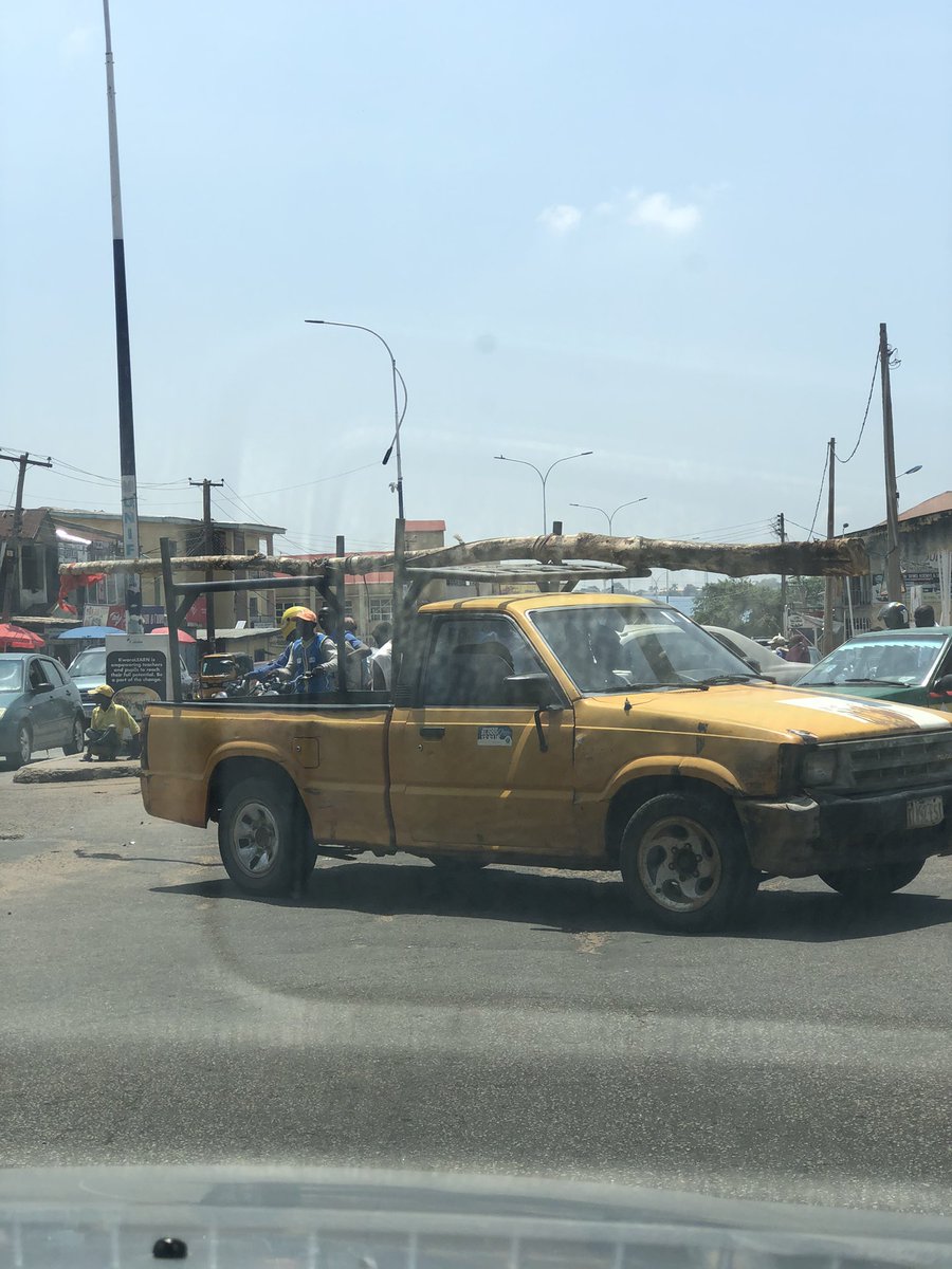 Fohlysimages's tweet photo. Before meets after #buyart #NFTCommunity #Ilorin #kwaragovernment #iphone #supersquare #gracefoundme #artbuyer @artbuyer #phonegrapher #streetphotography https://t.co/6Qt8KwXKcz