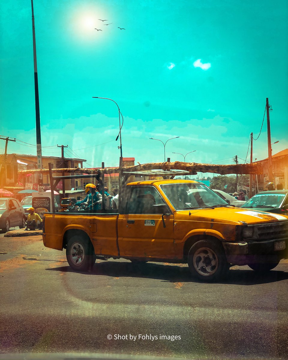 Fohlysimages's tweet photo. Before meets after #buyart #NFTCommunity #Ilorin #kwaragovernment #iphone #supersquare #gracefoundme #artbuyer @artbuyer #phonegrapher #streetphotography https://t.co/6Qt8KwXKcz
