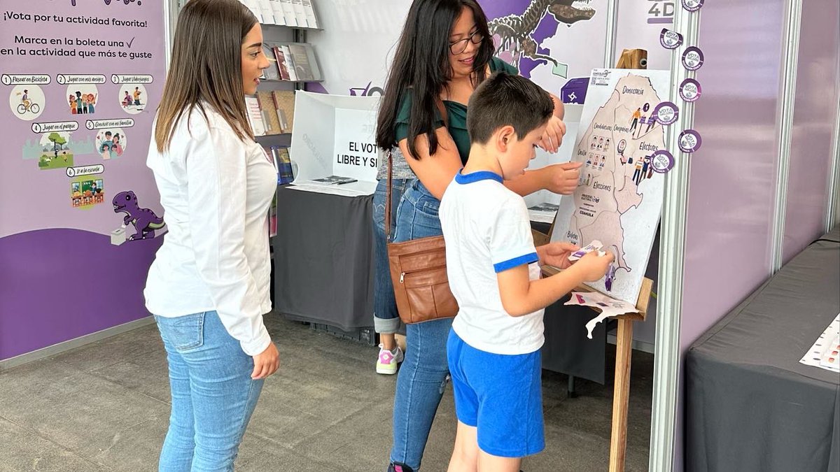 CM_Saltillo's tweet photo. Stand del Instiruto Electoral de Coahuila en la Feria Internacional del libro Coahuila 2023 https://t.co/xjZ3ti8mDI