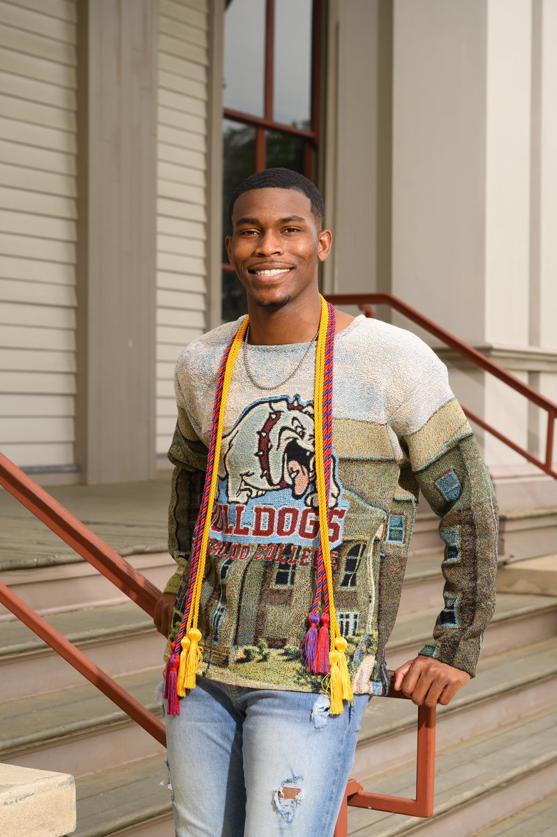 ChadJamal18's tweet photo. Studied Hard, Prayed A Lot, Worked Harder the Most, Tougaloo I think it's safe to say your boy deserves a Toast 🥂🎓 https://t.co/isCJwQxEIZ
