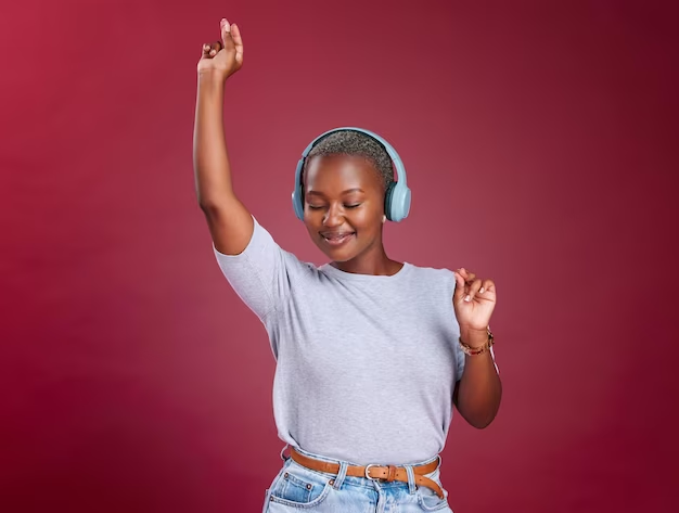 StreetdeejaysFM's tweet photo. Grab yo headsets! Hit the comment section and request for that big tune π₯π₯
It's #YoRequest π₯π₯ https://t.co/5Qbv9Ql5Tr
