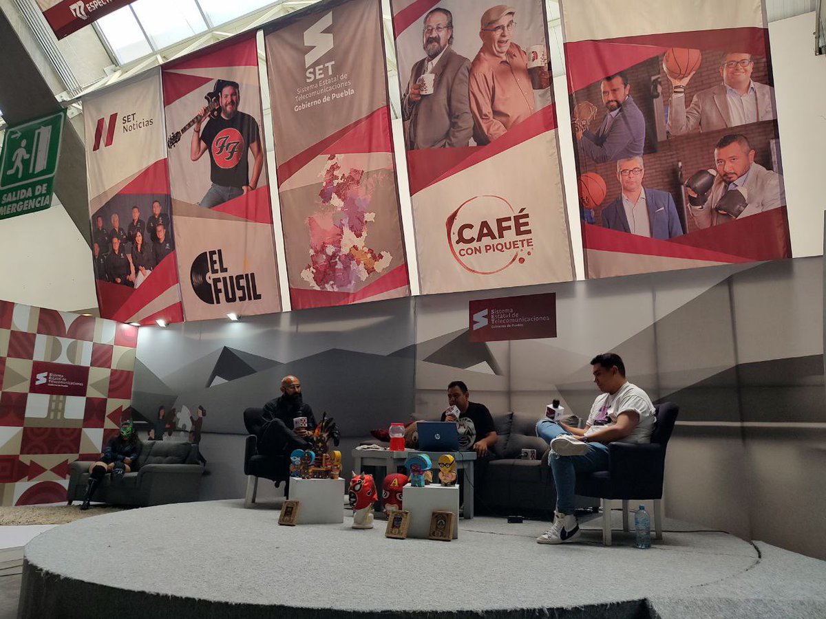 Errorstv7's tweet photo. 🤼‍♀️Estamos transmitiendo #EnVivo #ManoAMano desde la @feriapuebla, ven y conoce el #StandSET 🎉 

📻 105.9 FM #SETRadio 

¡La @FeriaPuebla SeViveEnFamilia, te esperamos! 🎡🎢 #UnGobiernoPresente https://t.co/6Gl7OLEwgd