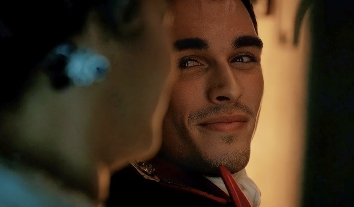 JLoveUrself's tweet photo. #QueenCharlotte The way the ending of episode 6 broke me... https://t.co/InaRT9BCAo