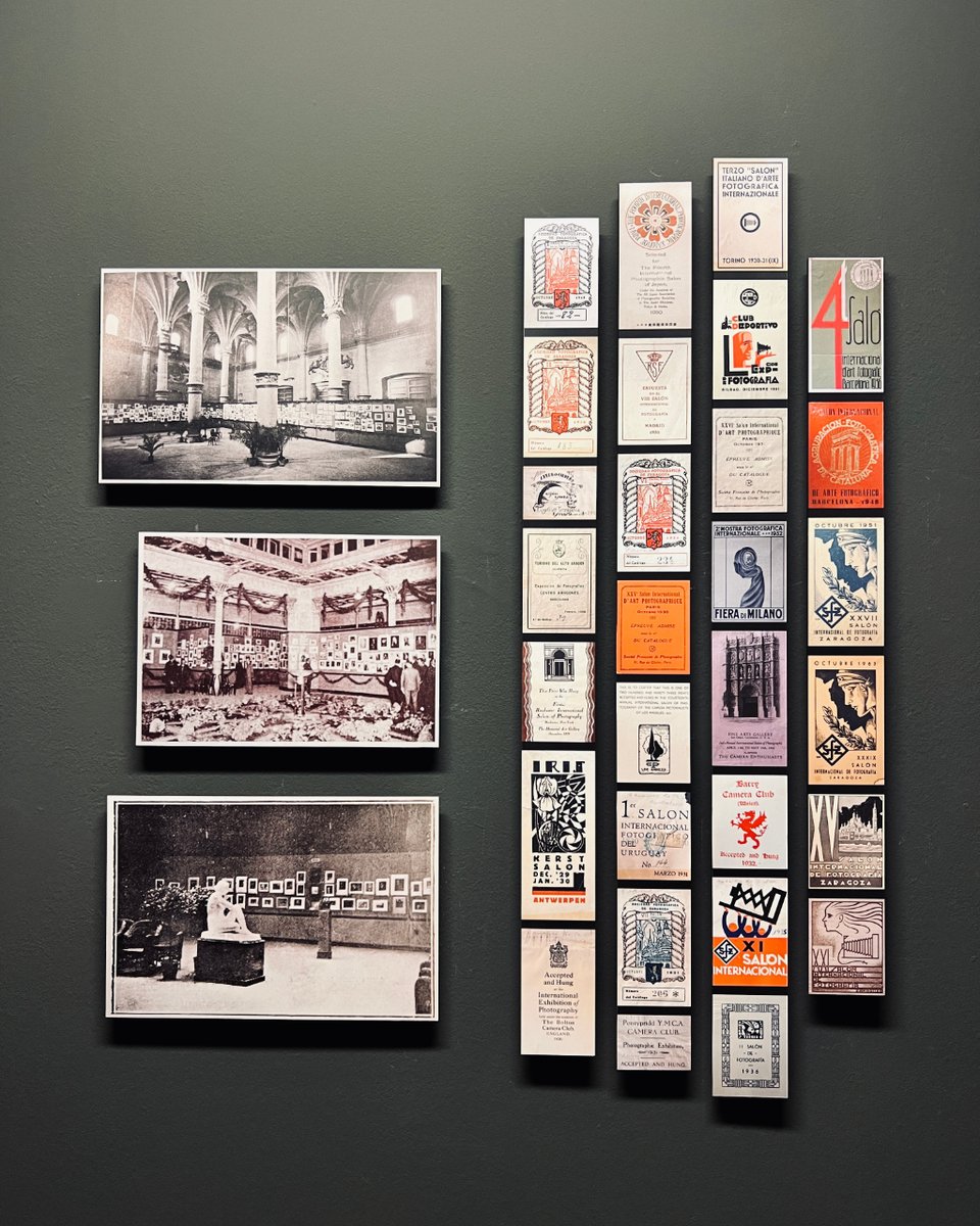 zexposiciones's tweet photo. ¿Sabes que son estas preciosas insignias? Las etiquetas que se pegaban en la trasera de las fotos enviadas a los salones internacionales a lo largo del siglo XX. Ven a verlas a la expo #lacofradiadelaluz en la Casa de los Morlanes y dinos cuál es tu preferida. 

#zexposiciones https://t.co/3akpQdVEFi